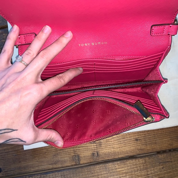 Tory Burch Robinson Chain Crossbody Wallet Pink - Picture 6 of 8